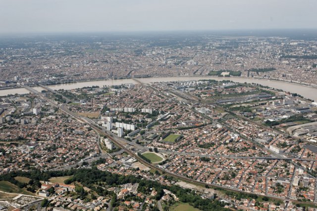 bordeaux-garonne-mai-2011_0617