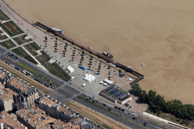 bordeaux-garonne-mai-2011_1606