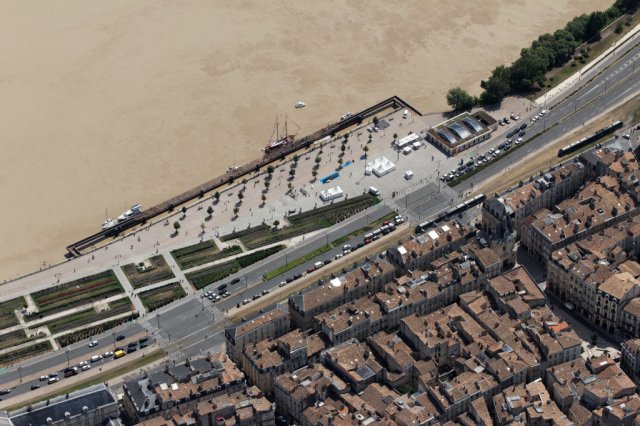 bordeaux-garonne-mai-2011_1612