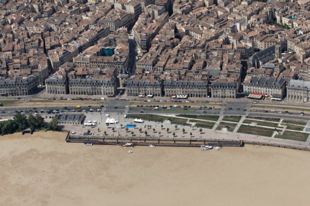 bordeaux-garonne-mai-2011_1628