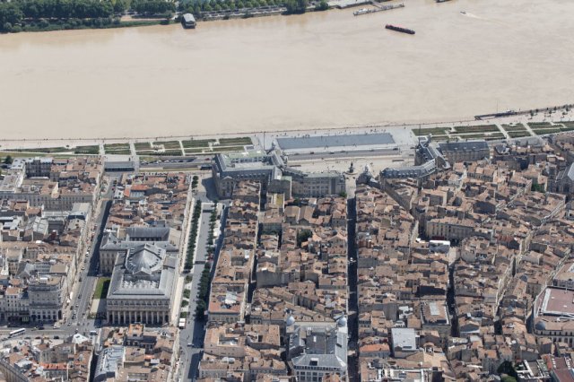 bordeaux-garonne-mai-2011_1680