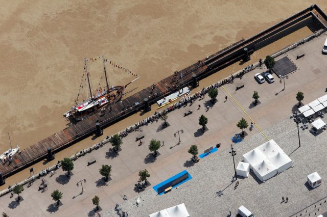 bordeaux-garonne-mai-2011_1699