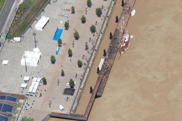 bordeaux-garonne-mai-2011_1709