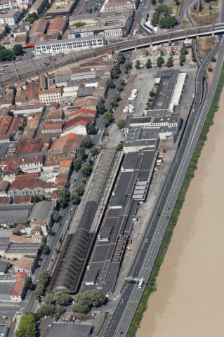 bordeaux-garonne-mai-2011_1728