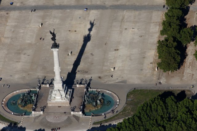 fontaine-girondins-bordeaux_8481_R