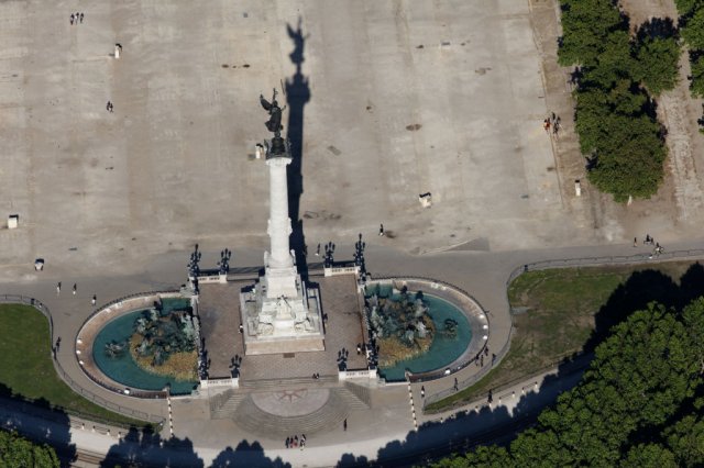 fontaine-girondins-bordeaux_8487_R
