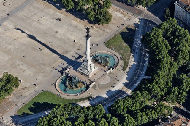 fontaine-girondins-bordeaux_8493_R