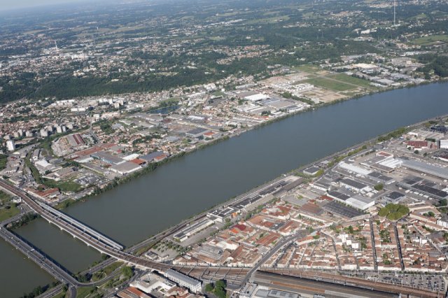 vue-generale-bordeaux_2875_R