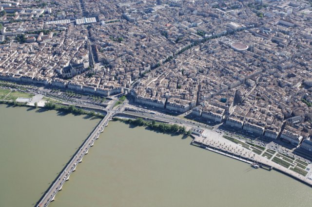 vue-generale-bordeaux_2880_R