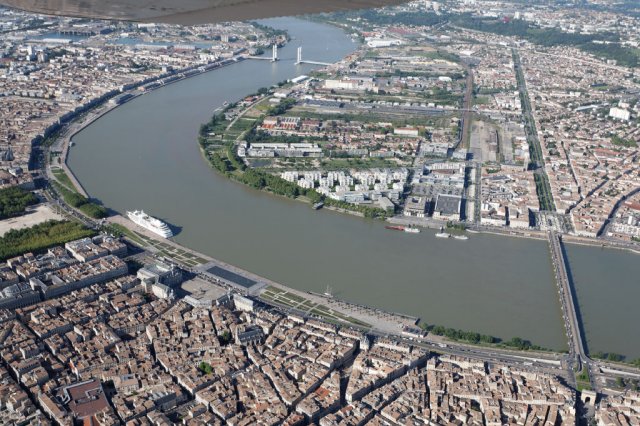 vue-generale-bordeaux_2888_R