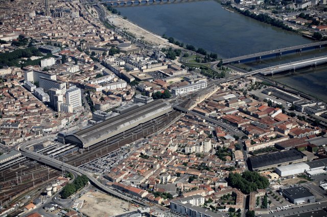 Bordeaux-06-083