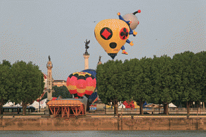 Montgolfières au depart de Bordeaux pour le Centenaire de l'aviation en Aquitaine