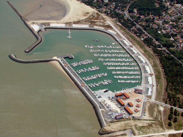 Pointe-Verdon-Ports-0811